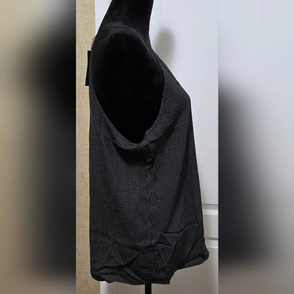 Plus Size Black Striped Print Sleeveless Strappy Tank Top #425-430 - Picture 8 of 9